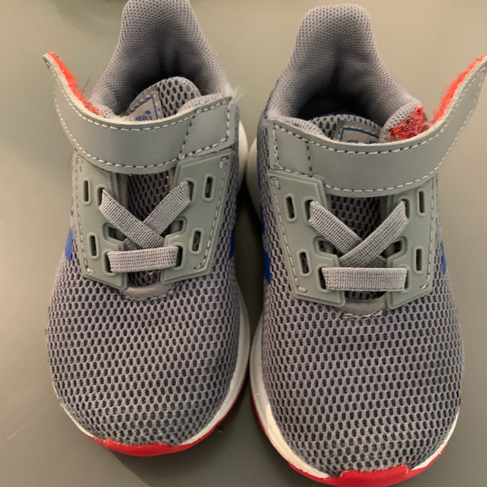 Adidas toddler shoe
